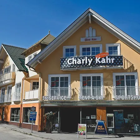 Charly Kahr Family, Ski-in & Ski-out * Шладмінг