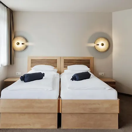 Charly Kahr Family, Ski-in & Ski-out Apartament Schladming