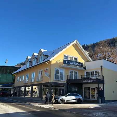 Апартаменти Charly Kahr Family, Ski-in & Ski-out *