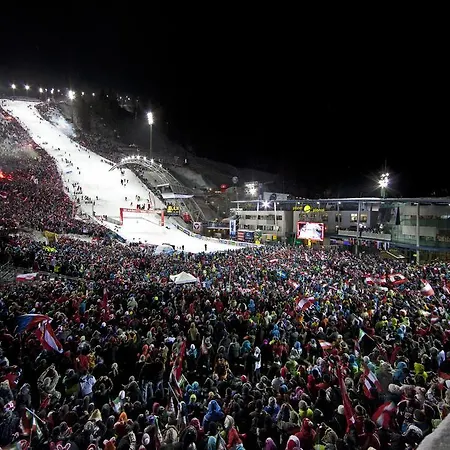 Charly Kahr Family, Ski-in & Ski-out Schladming