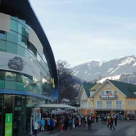 Charly Kahr Family, Ski-in & Ski-out * Schladming