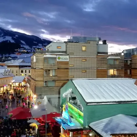 Charly Kahr Family, Ski-in & Ski-out سخلادميخ