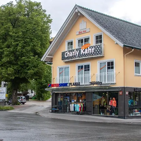 Charly Kahr Family, Ski-in & Ski-out سخلادميخ