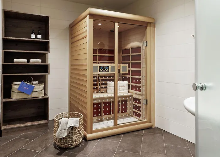 Charly Kahr Family, Ski-in & Ski-out