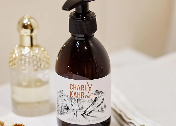 Charly Kahr Family, Ski-in & Ski-out Апартаменти *