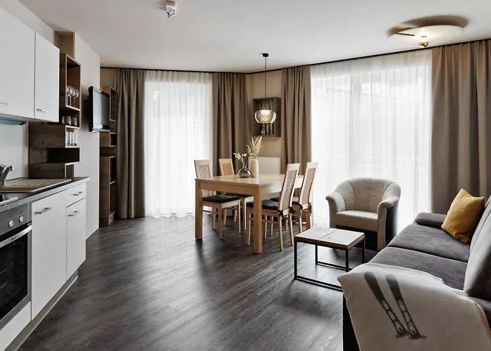 Charly Kahr Family, Ski-in & Ski-out Апартаменти