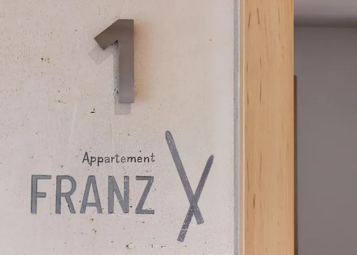 Апартаменти Charly Kahr Family, Ski-in & Ski-out *