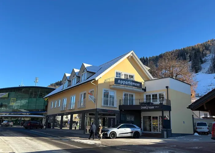 Апартаменти Charly Kahr Family, Ski-in & Ski-out *