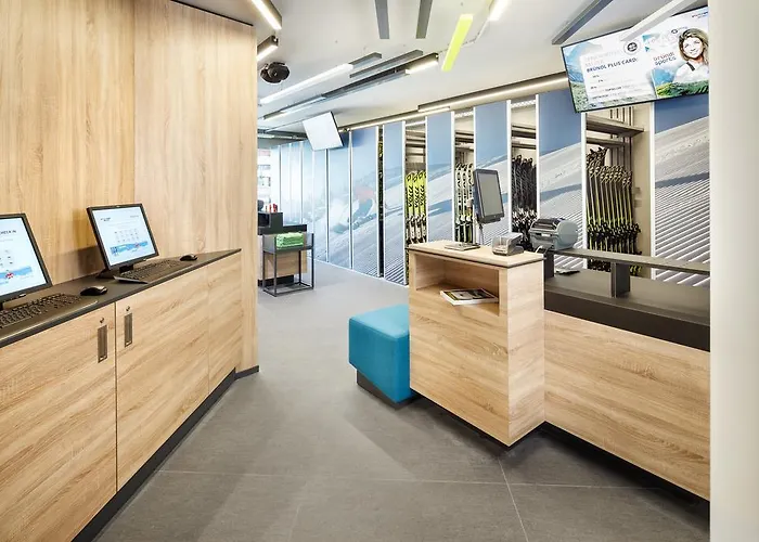 Апартаменти Charly Kahr Family, Ski-in & Ski-out *